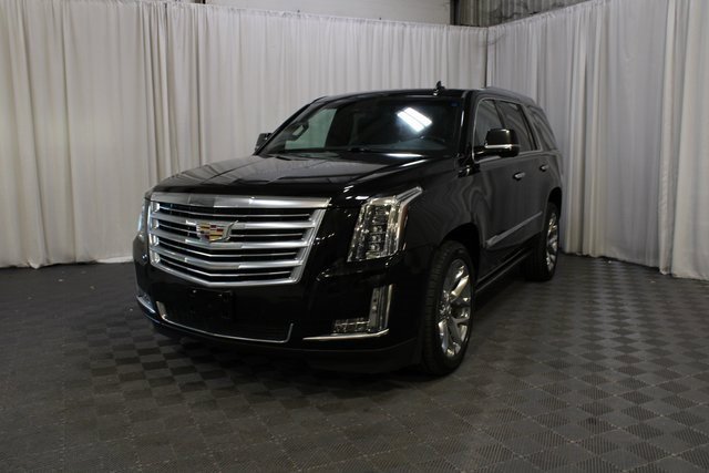 Used 2016 Cadillac Escalade Platinum image 27
