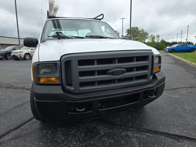 Used 2005 Ford F250 XL RWD image 9