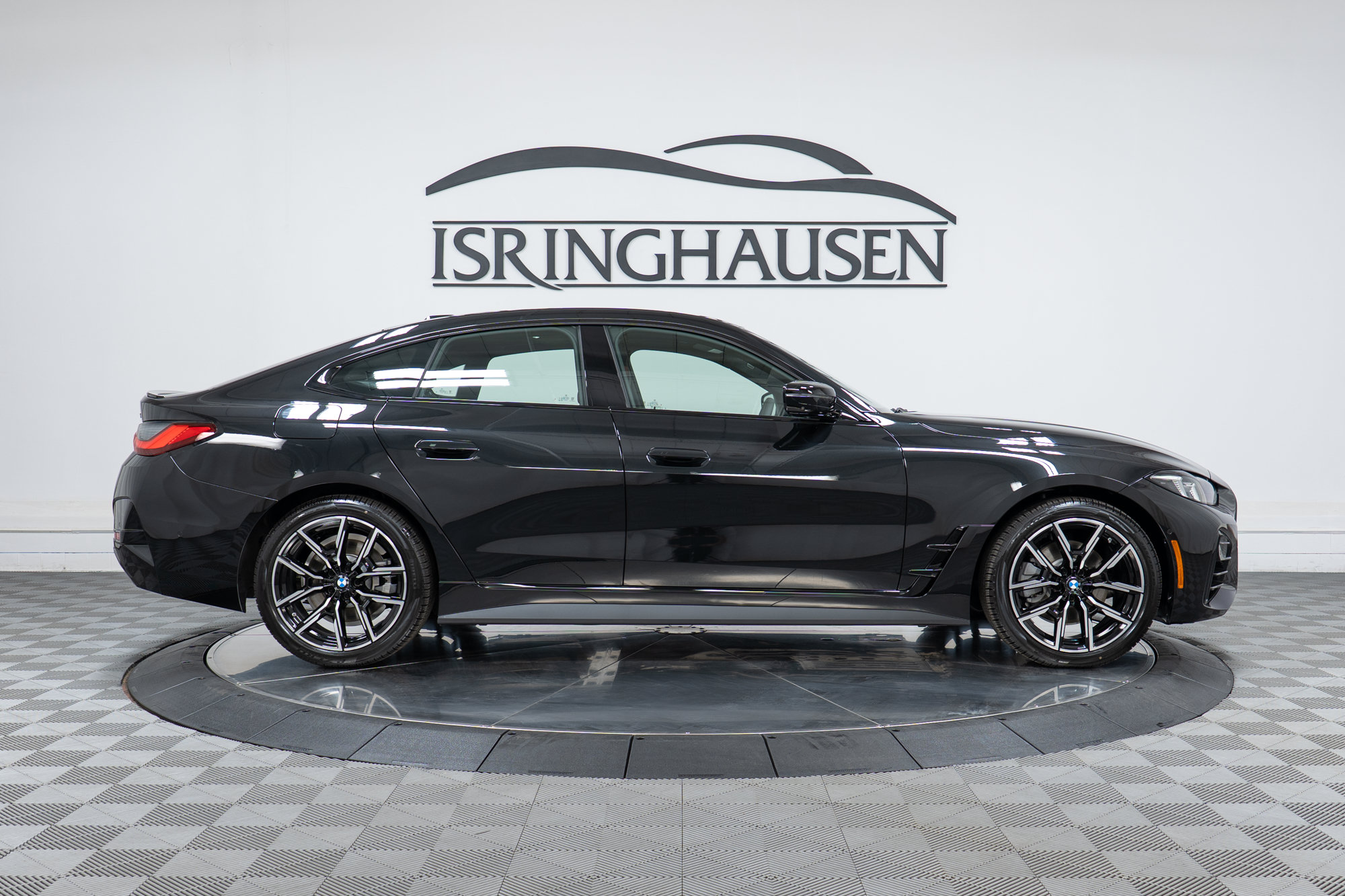 New 2026 BMW 430i xDrive w/ M Sport Package AWD/4WD image 4