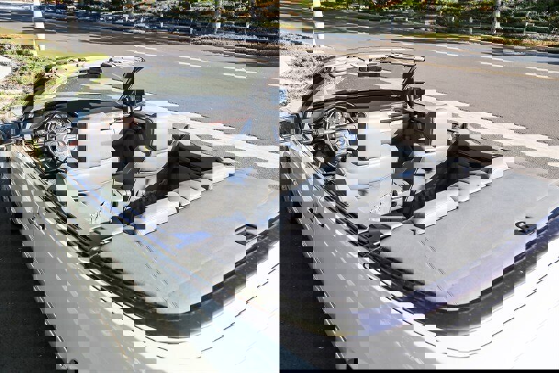 Used 1995 Mercedes-Benz E 320 Convertible image 31