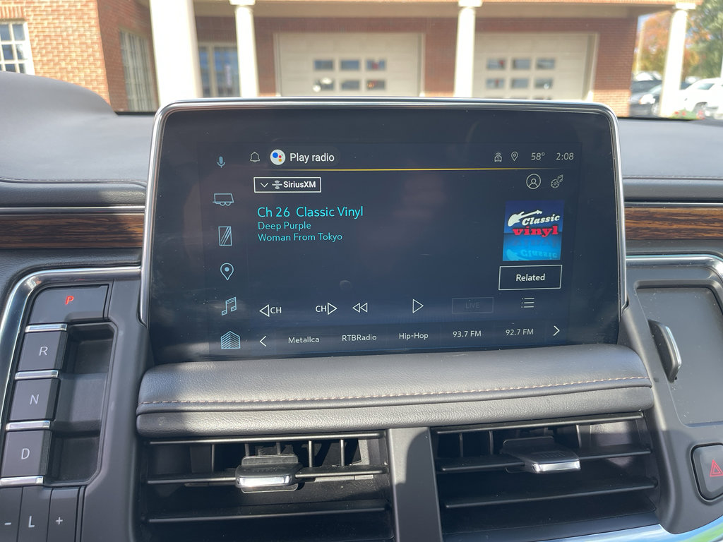 Used 2024 Chevrolet Tahoe High Country w/ Premium Package image 24