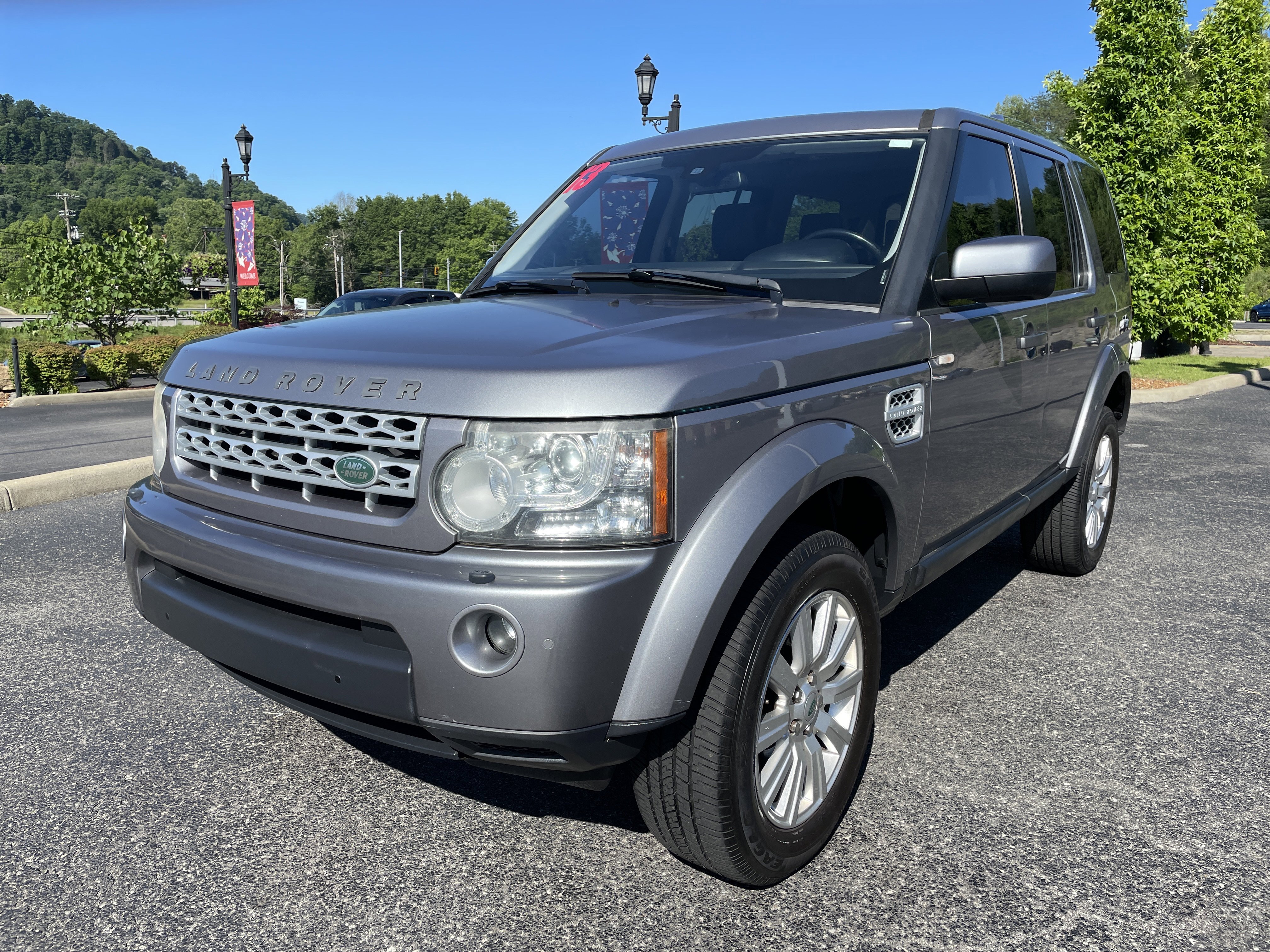 Used 2013 Land Rover LR4 HSE AWD/4WD image 7