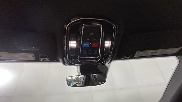 Used 2023 Jeep Grand Cherokee Overland AWD/4WD image 26
