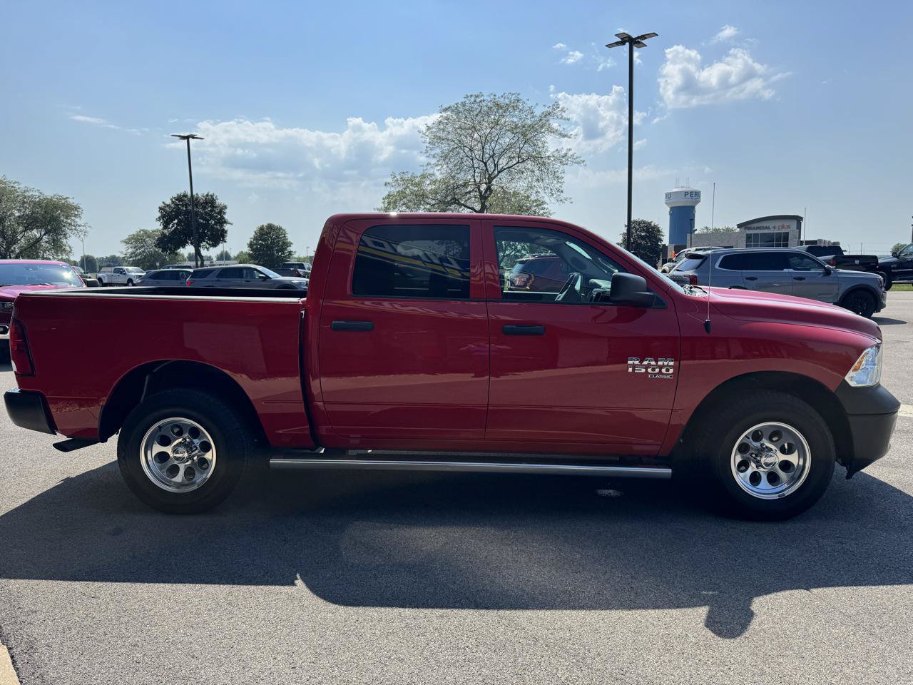 Used 2019 RAM 1500 Tradesman AWD/4WD image 11