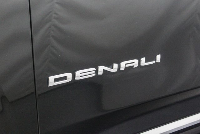 Used 2023 GMC Yukon Denali AWD/4WD image 10