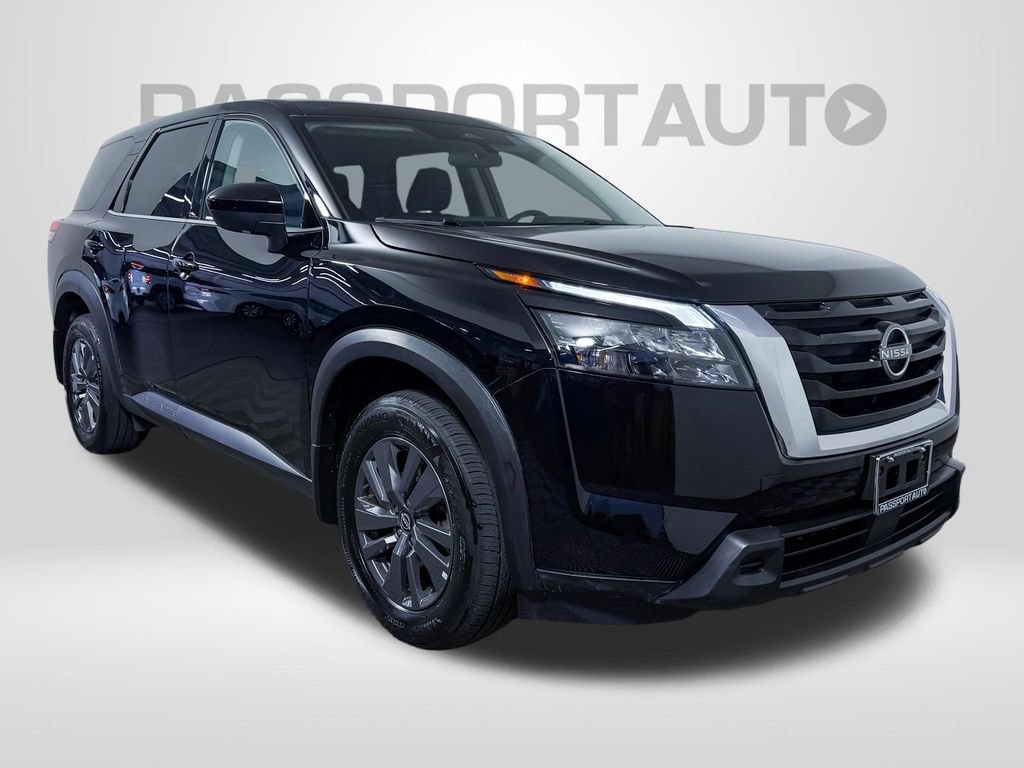 Certified 2024 Nissan Pathfinder S AWD/4WD image 3