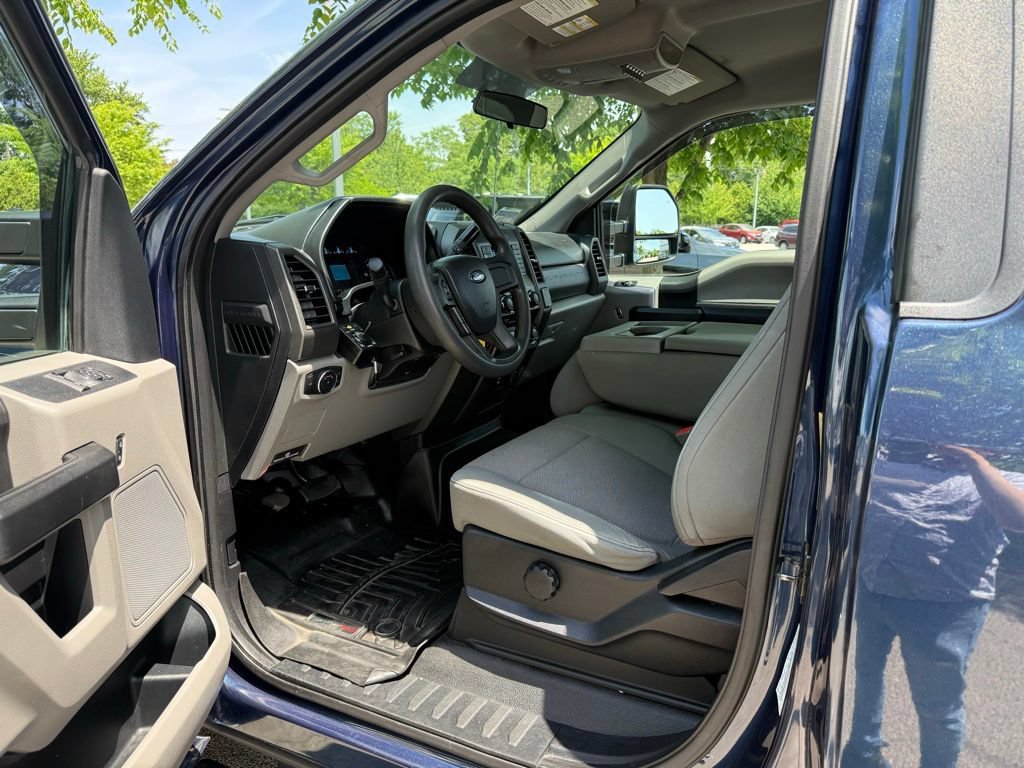 Used 2018 Ford F250 XL w/ Power Equipment Group AWD/4WD image 11