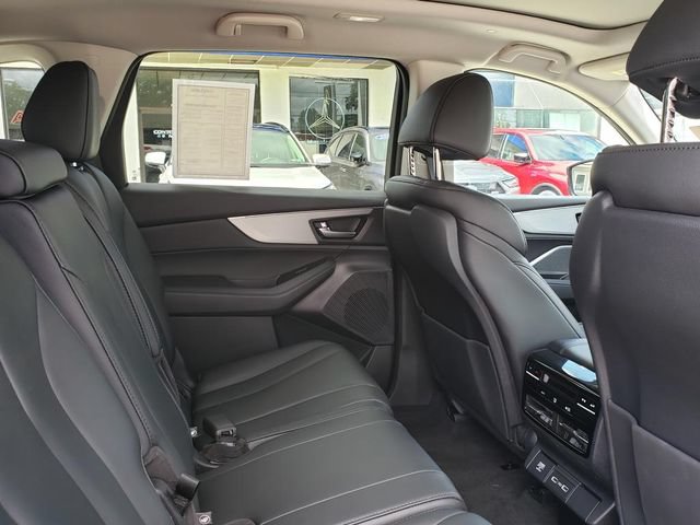 Used 2023 Acura MDX SH-AWD image 18
