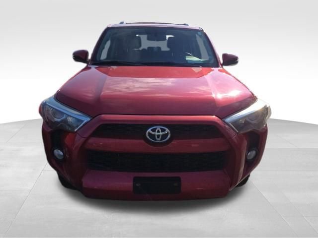 Used 2016 Toyota 4Runner SR5 Premium w/ Four Season Floor Mat Package image 10