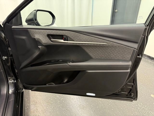 Certified 2025 Toyota Camry XLE FWD image 8