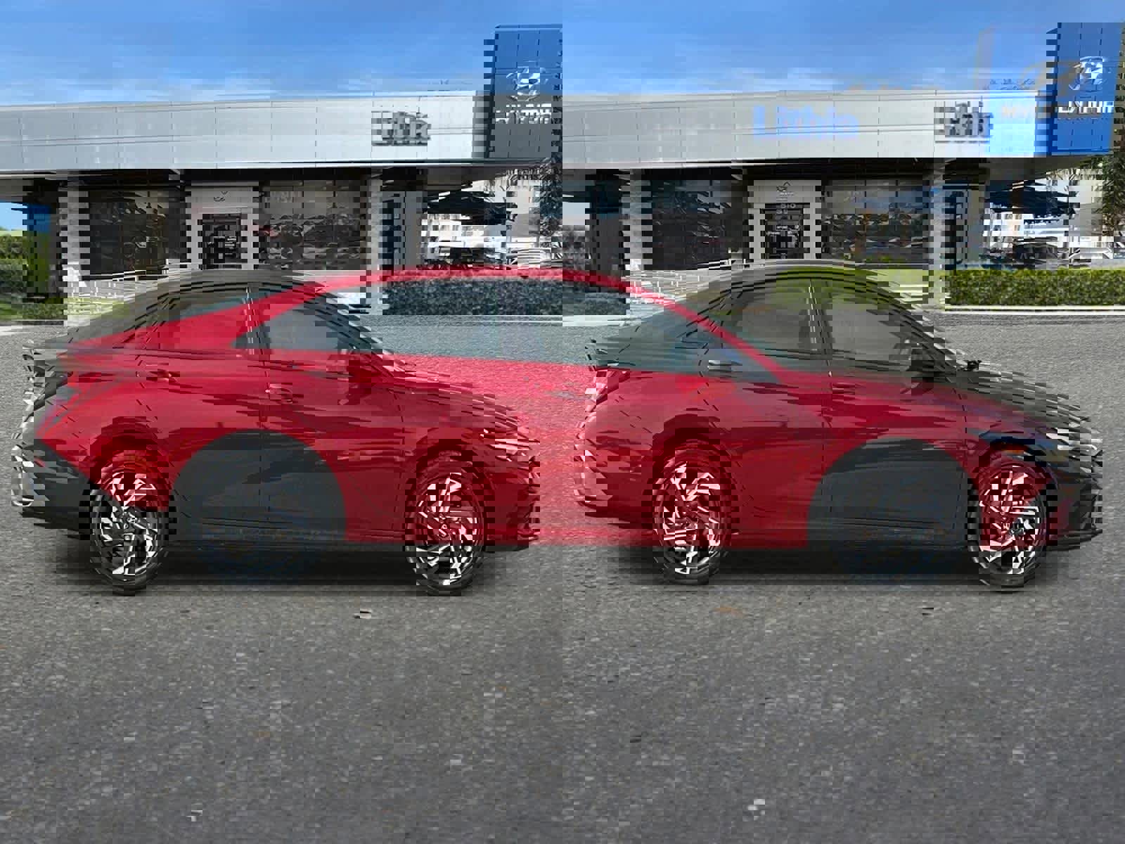 New 2025 Hyundai Elantra SEL image 9