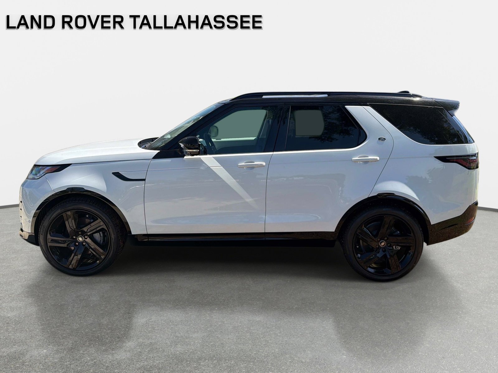 New 2026 Land Rover Discovery Dynamic SE AWD/4WD image 8