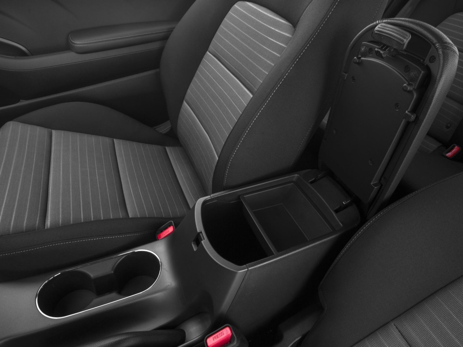 Used 2016 Kia Forte Koup SX FWD image 9