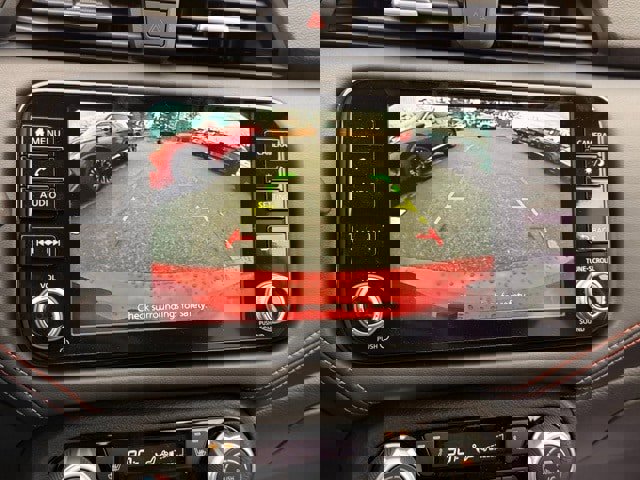 New 2025 Nissan Versa SR w/ Trunk Package image 29