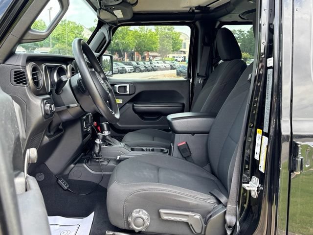 Used 2018 Jeep Wrangler Unlimited Sport AWD/4WD image 13