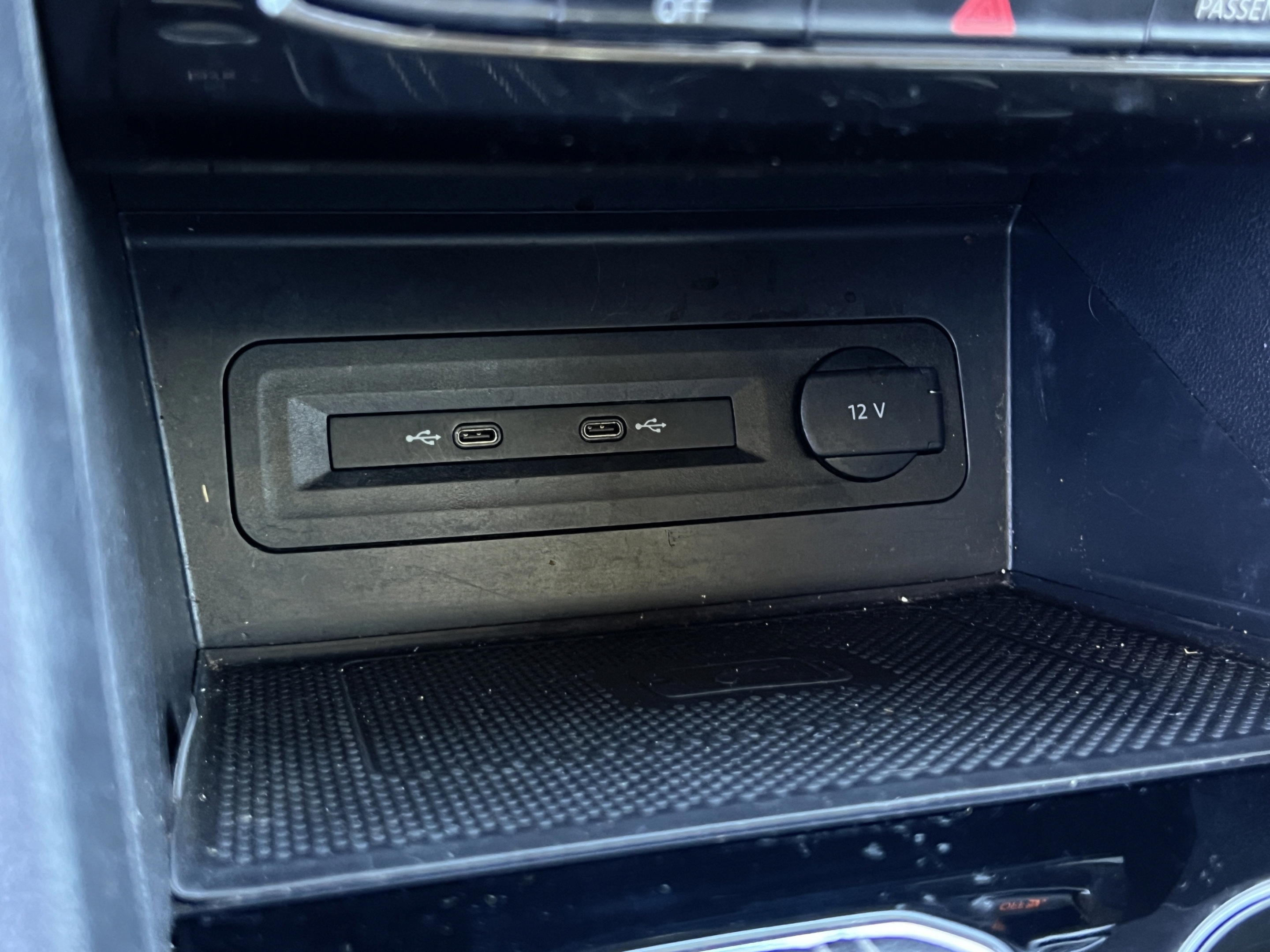 Used 2021 Volkswagen Atlas SEL FWD image 21