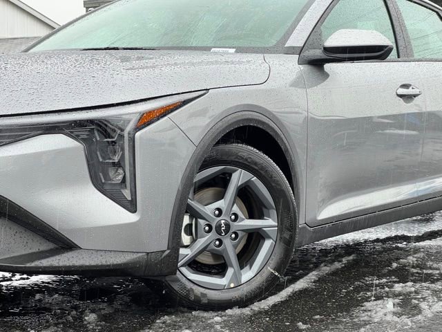 Certified 2025 Kia K4 LXS FWD image 2