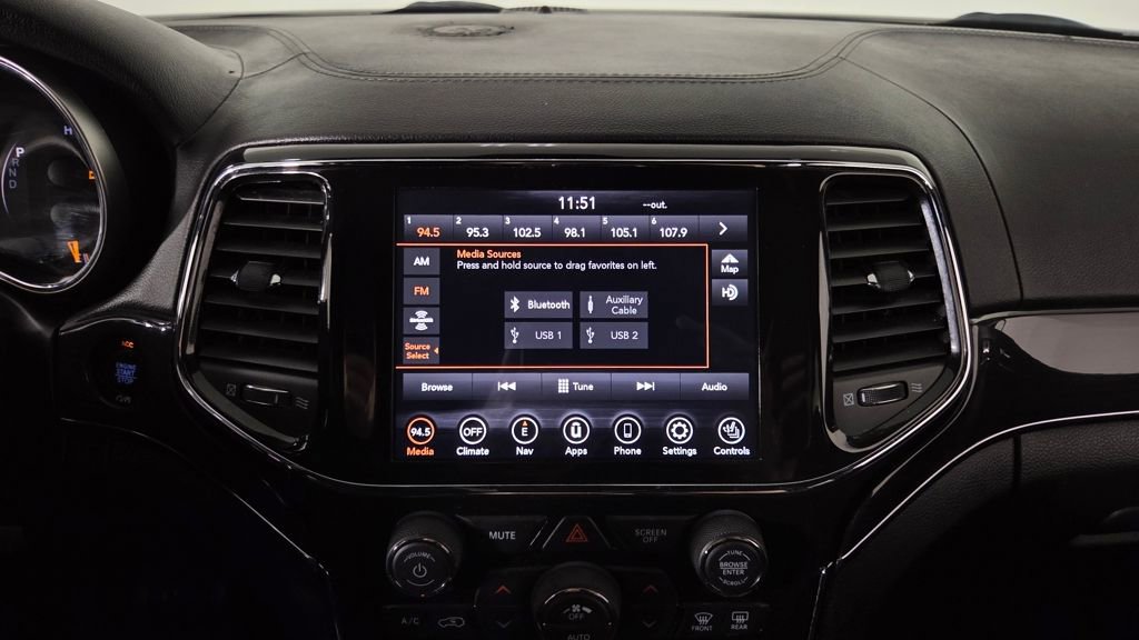 Used 2021 Jeep Grand Cherokee Overland image 24