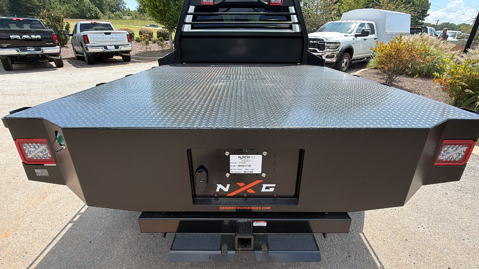 New 2026 RAM 5500 Tradesman w/ Chrome Appearance Group AWD/4WD image 13