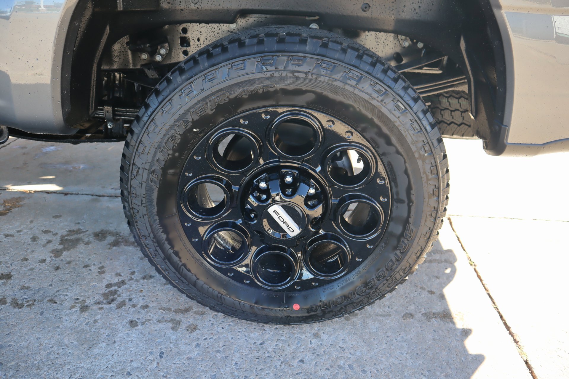 New 2026 Ford F350 Lariat w/ Black Appearance Package image 21