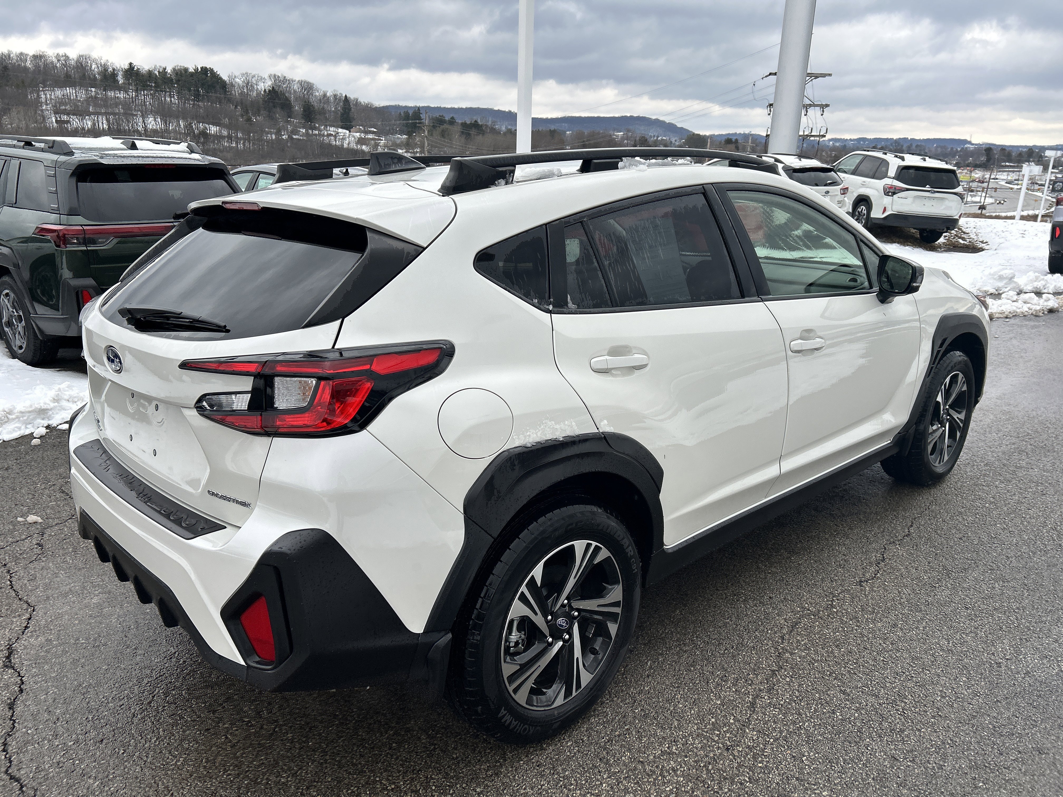 Certified 2024 Subaru Crosstrek 2.0i Premium image 5