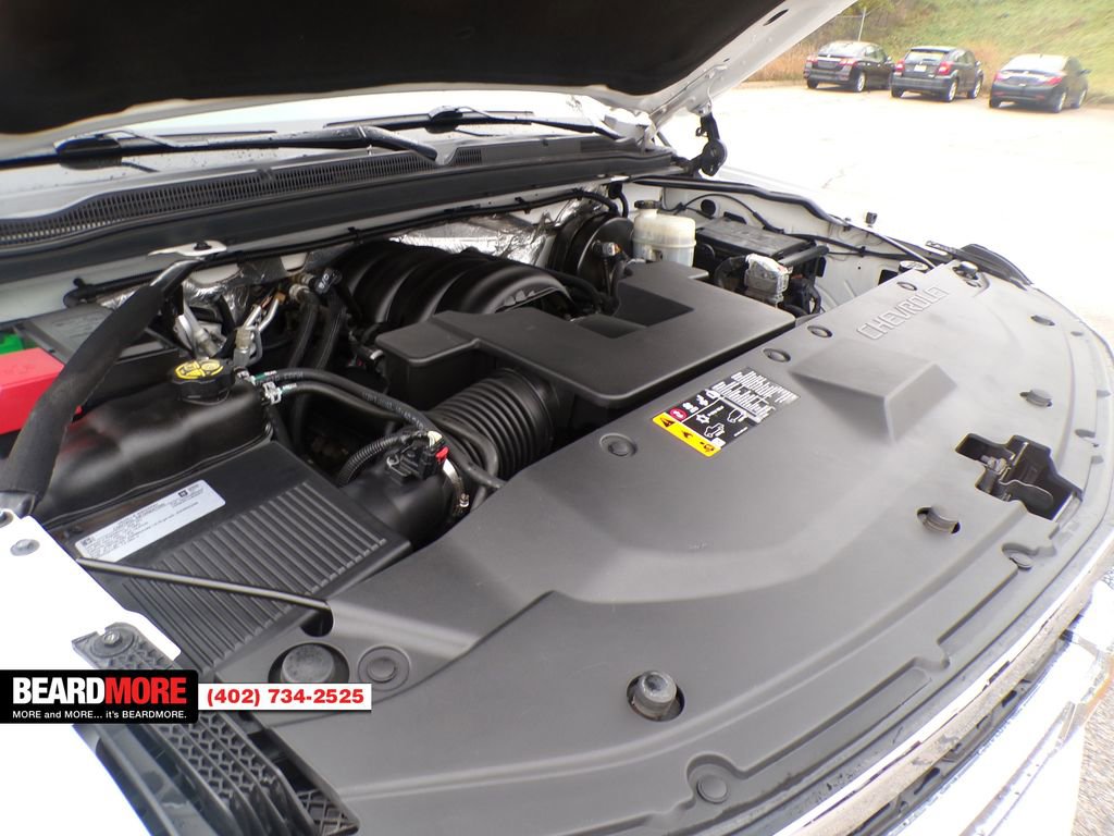 Used 2018 Chevrolet Suburban LT image 35