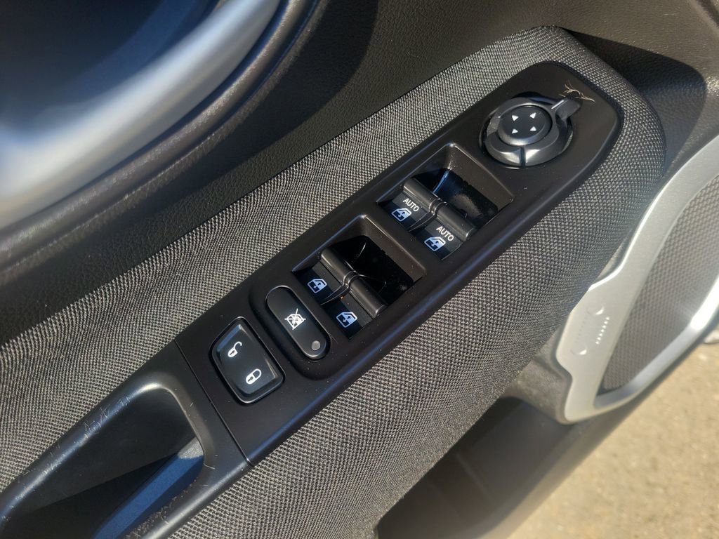 Used 2020 Jeep Renegade Latitude image 13