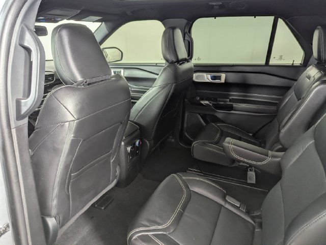 Used 2023 Ford Explorer ST w/ Technology Package AWD/4WD image 17