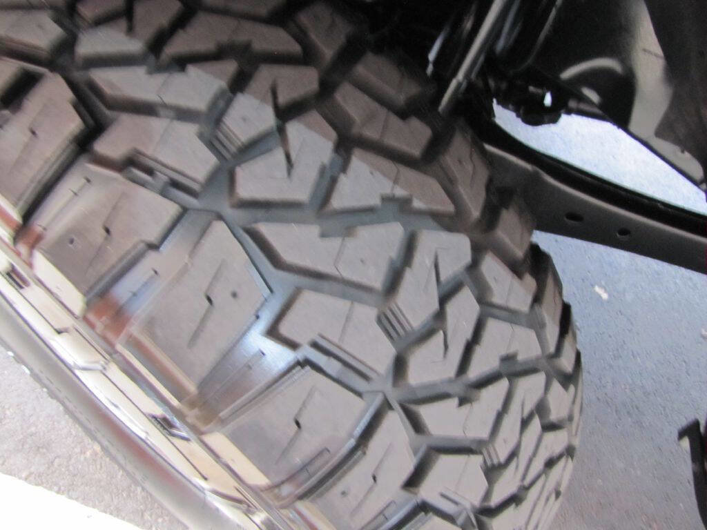 Used 2022 Ford F250 XLT w/ Black Appearance Package image 36