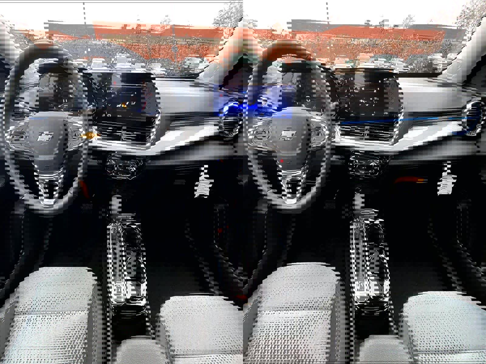 New 2025 Chevrolet Trax LT w/ LT Convenience Package image 12