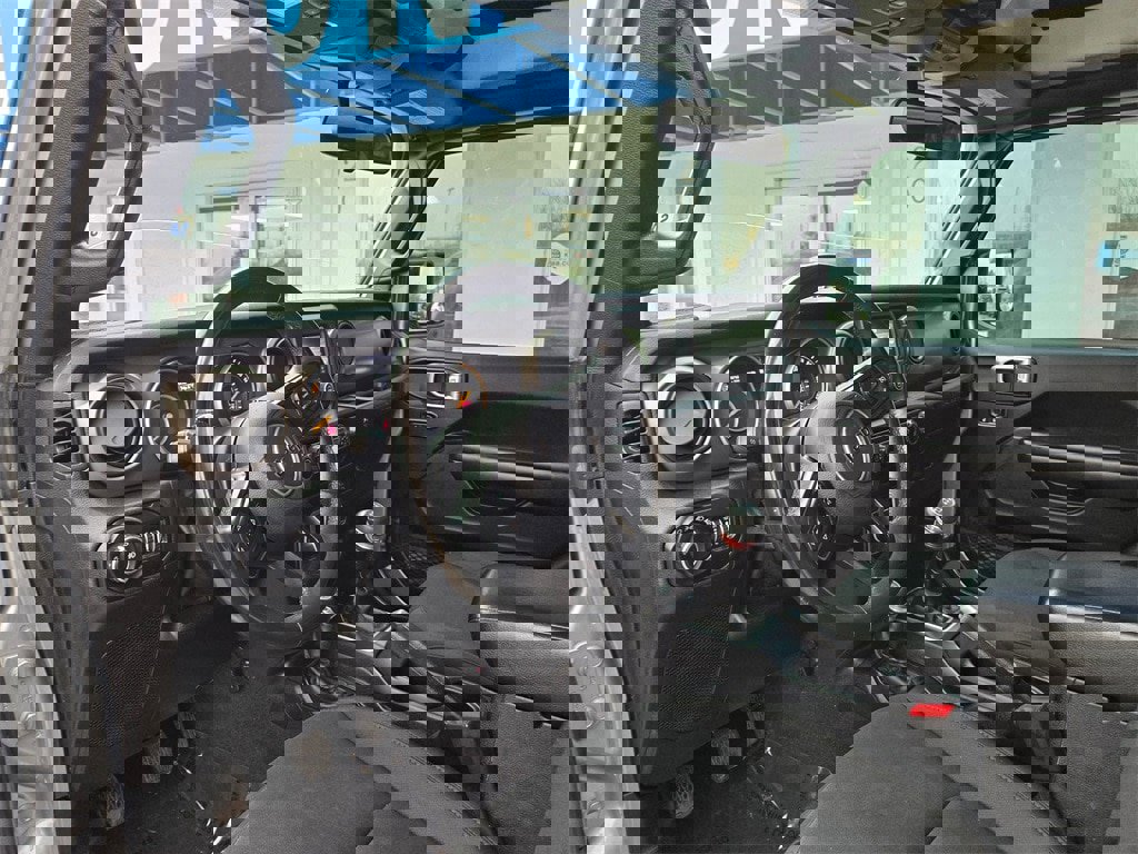 Used 2018 Jeep Wrangler Sport w/ Quick Order Package 23S image 11