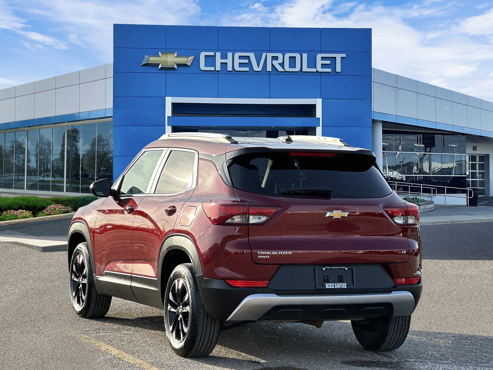 Certified 2023 Chevrolet TrailBlazer LT w/ Convenience Package image 3