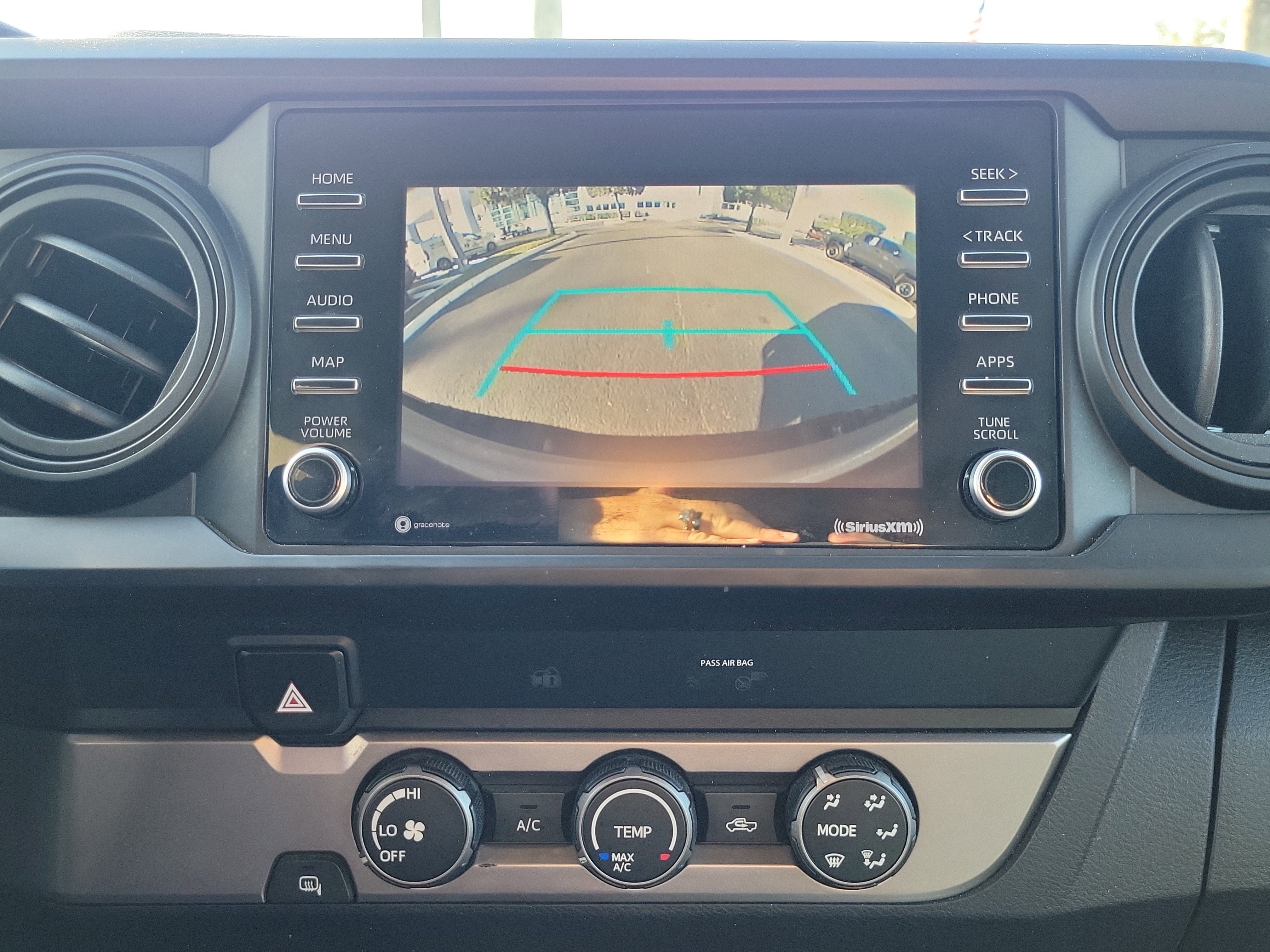 Used 2020 Toyota Tacoma SR image 27