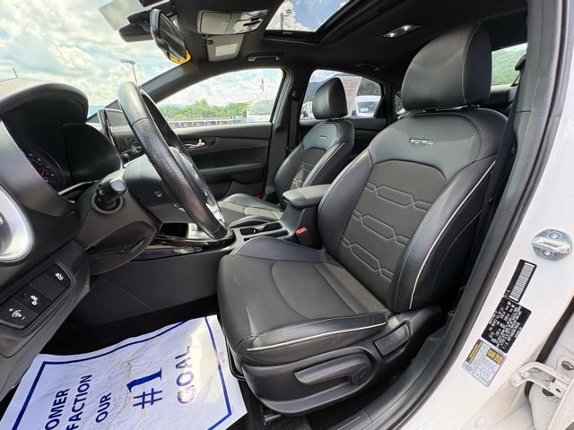 Used 2024 Kia Forte GT-Line w/ GT-Line Premium Package FWD image 23