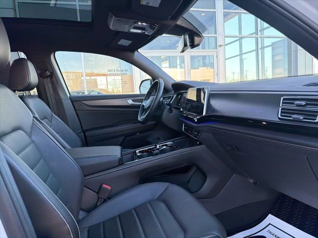 Used 2024 Volkswagen Atlas Cross Sport SEL R-Line image 33