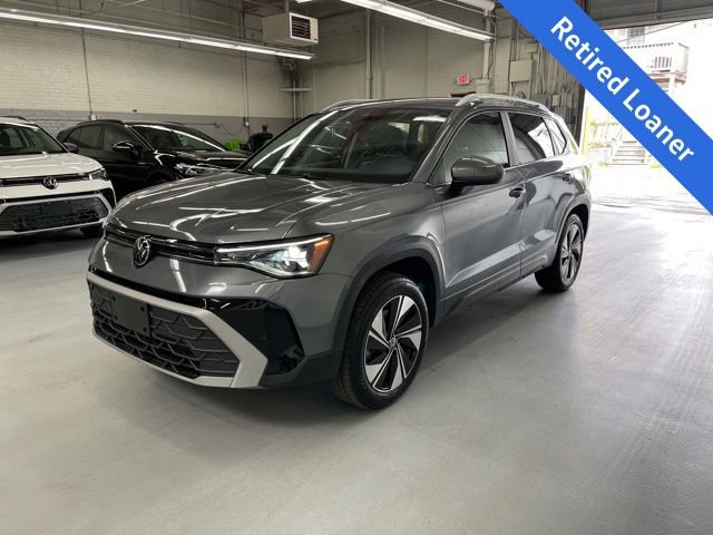 New 2025 Volkswagen Taos SE