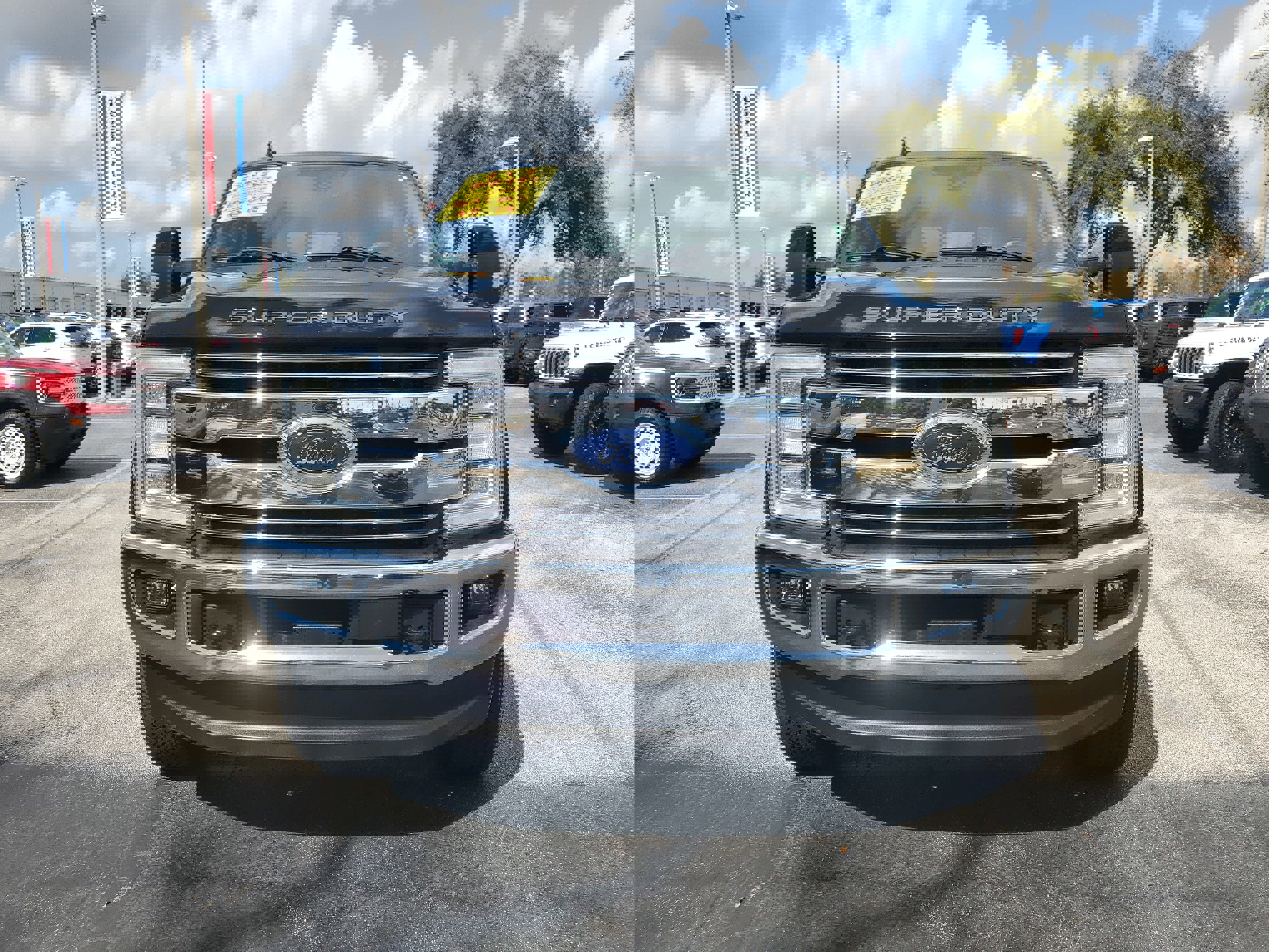 Used 2019 Ford F250 Lariat w/ Lariat Ultimate Package image 2