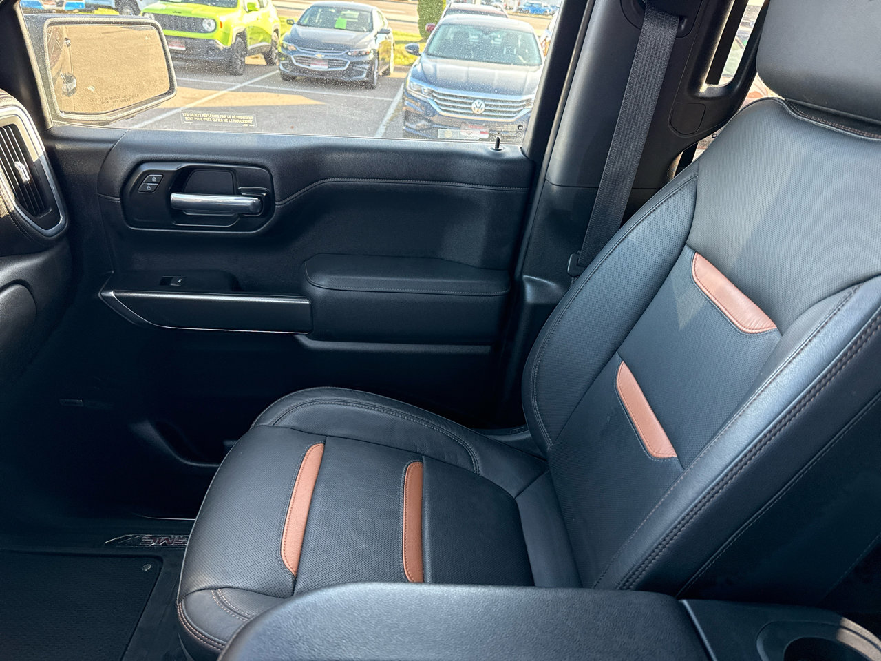 Used 2021 GMC Sierra 1500 AT4 w/ AT4 Value Package image 26