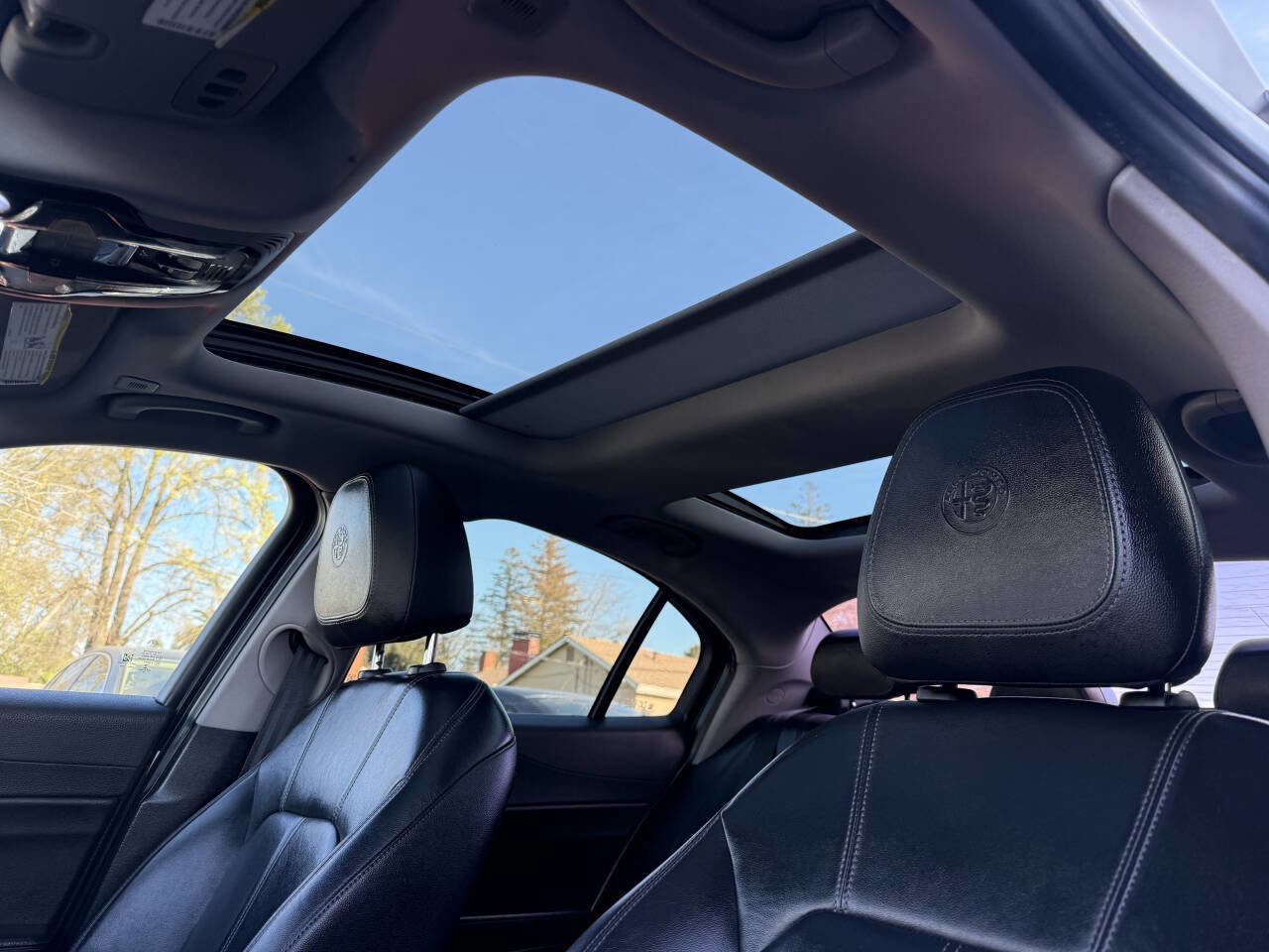 Used 2019 Alfa Romeo Giulia w/ Quick Order Package 22K Sport image 15