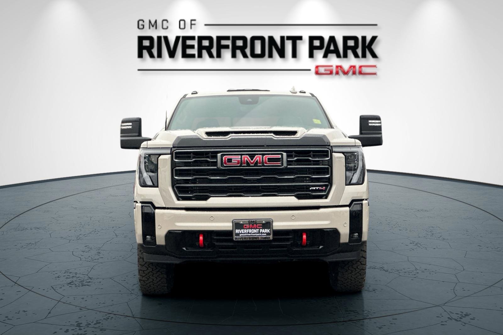 New 2026 GMC Sierra 2500 AT4 w/ AT4 Premium Plus Package image 8