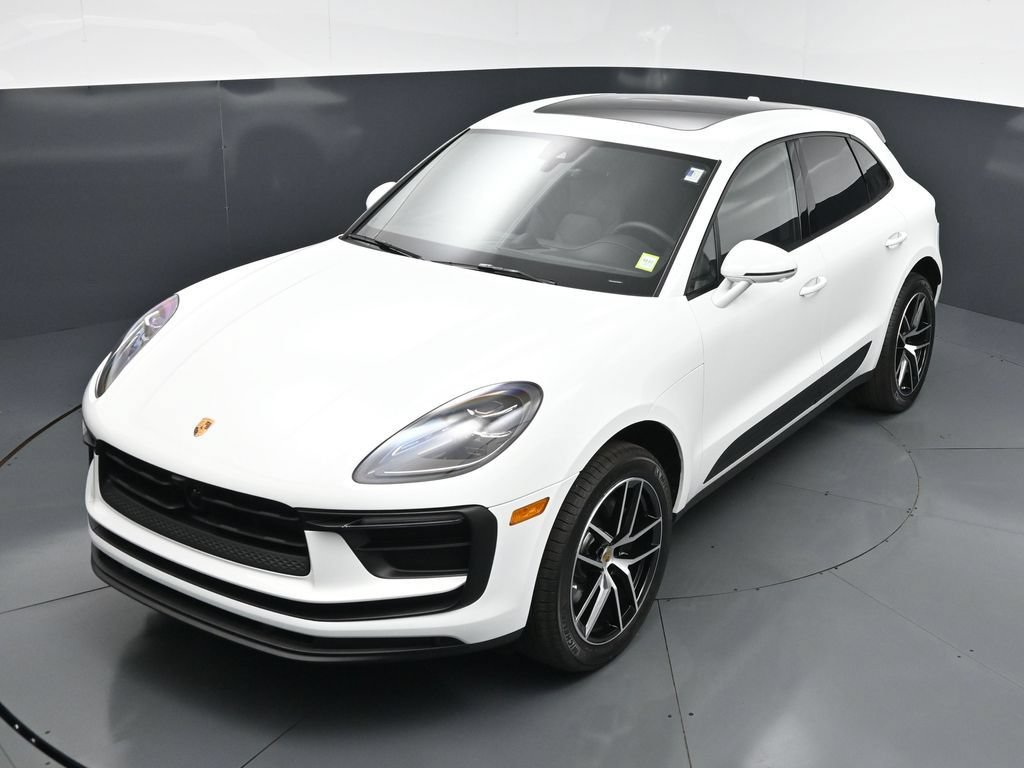 New 2026 Porsche Macan AWD/4WD image 15