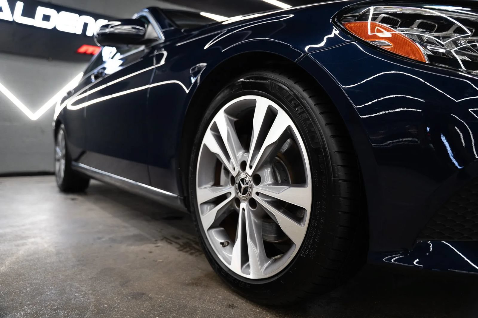 Used 2019 Mercedes-Benz C 300 Sedan image 11