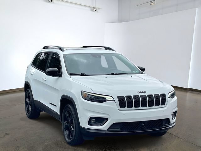 Used 2023 Jeep Cherokee Altitude Lux w/ Lux Elite Package AWD/4WD image 3
