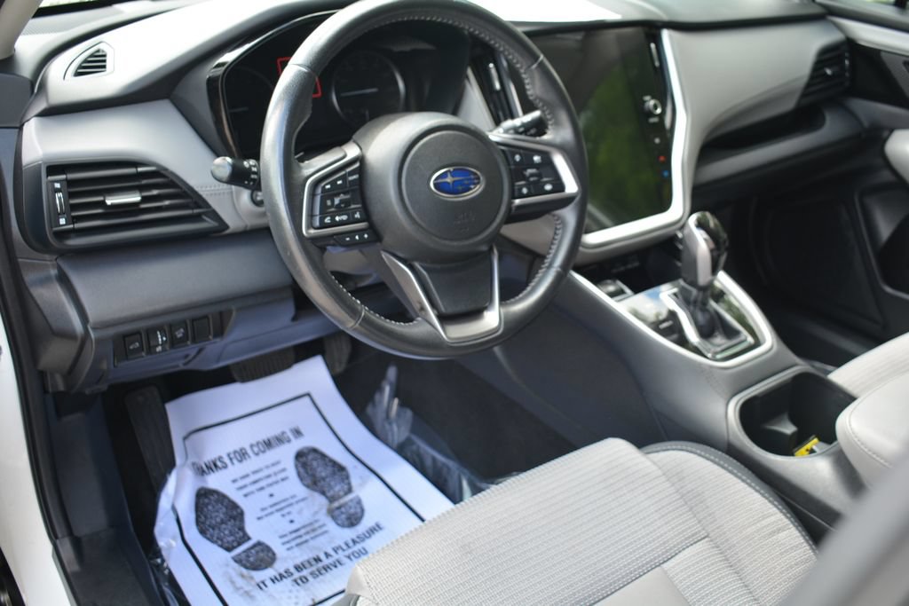 Used 2023 Subaru Outback Premium AWD/4WD image 10