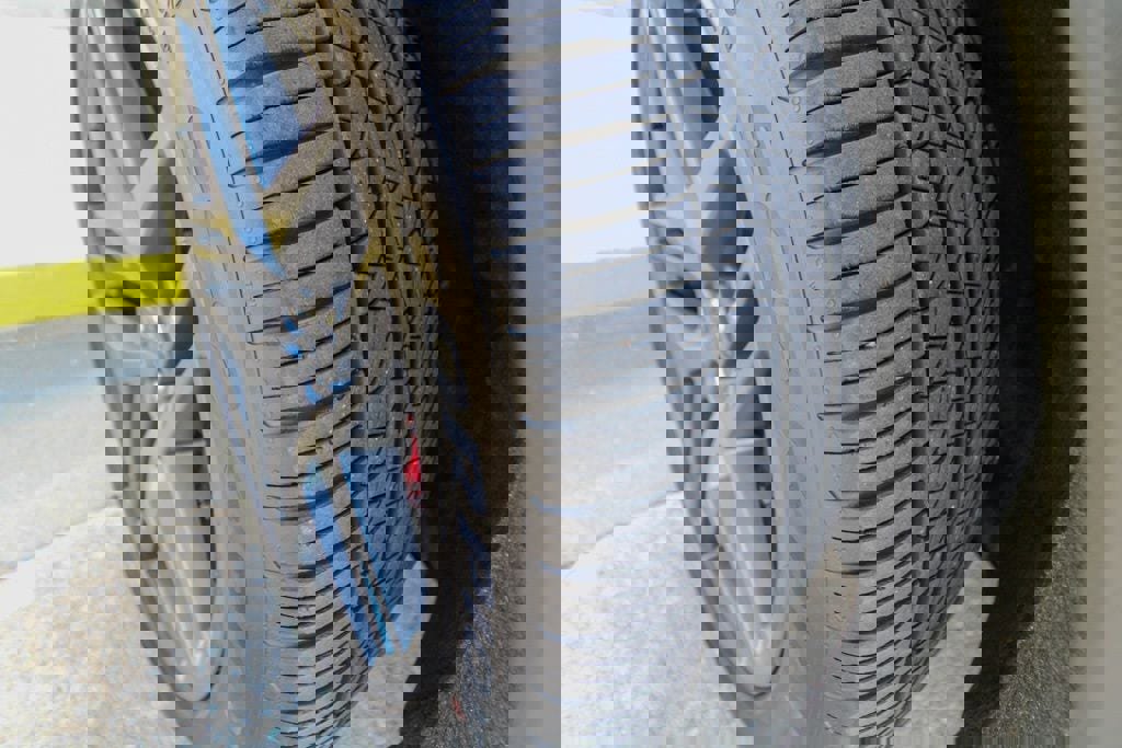 Used 2025 Ford Explorer ST-Line w/ ST-Line Street Pack image 6