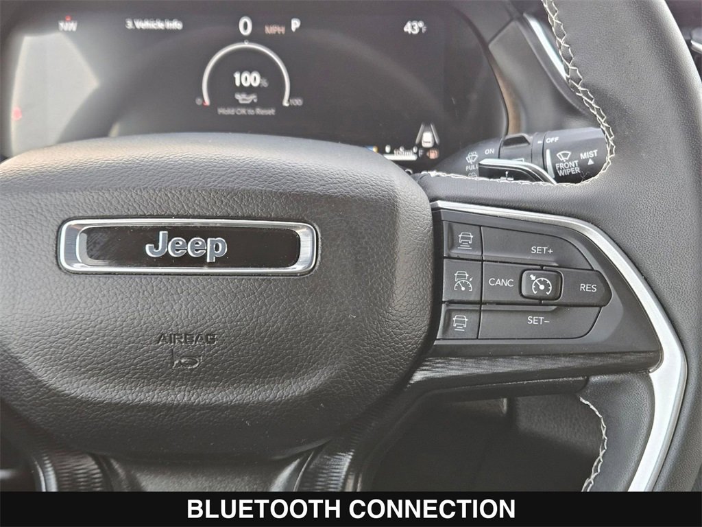 Used 2024 Jeep Grand Cherokee L Laredo image 24