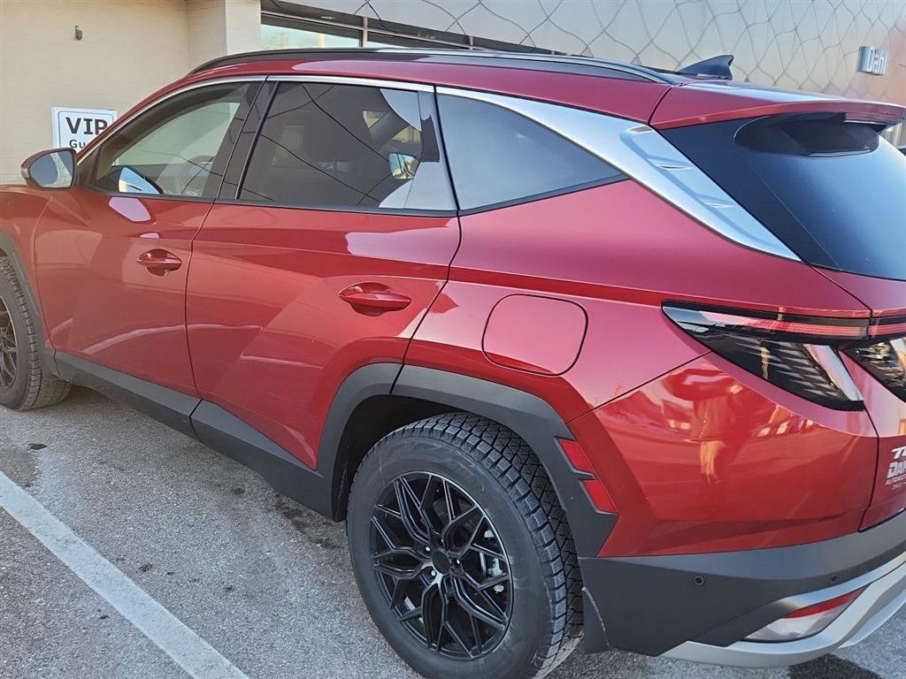 Used 2025 Hyundai Tucson Limited image 5