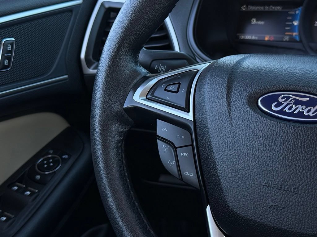Certified 2023 Ford Edge SEL w/ Convenience Package AWD/4WD image 8