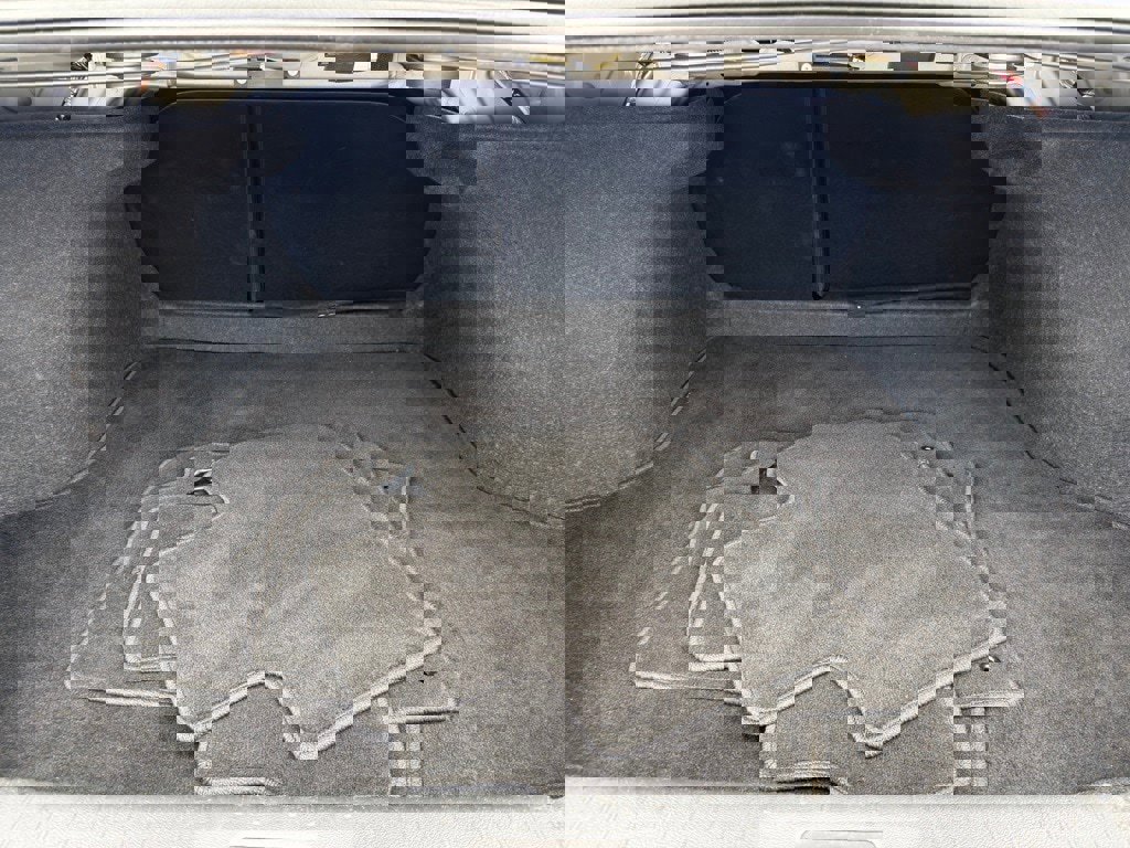 Used 2024 Nissan Sentra SV image 34