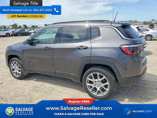 Used 2022 Jeep Compass Latitude AWD/4WD image 3